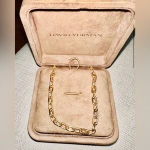DAVID YURMAN Elegant 18 K Gold MADISON Chain Necklace.
EXCELLENT CONDITION!